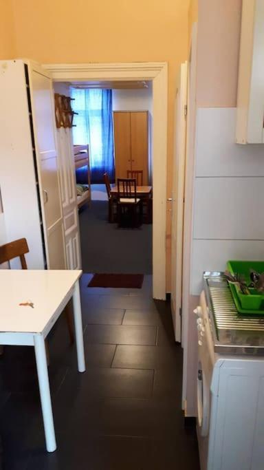 Simple Apartment 10 Minutes To Downtown Vienna Esterno foto